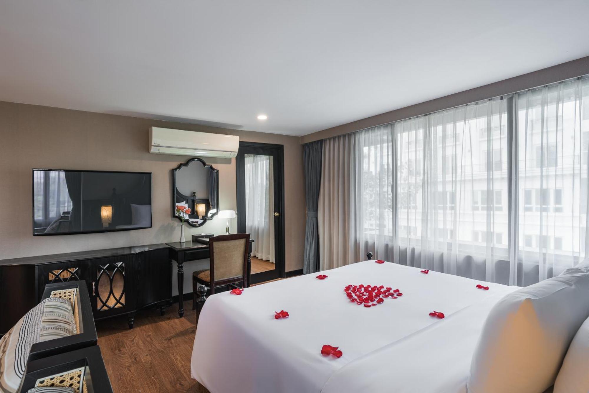 Hotel Mon Regency